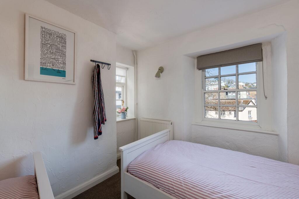 The Pink House Dartmouth Bedroom 2