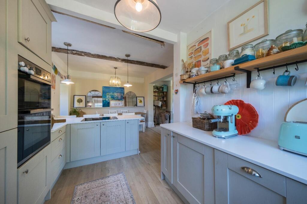 3 Manor Cottages-009.JPG