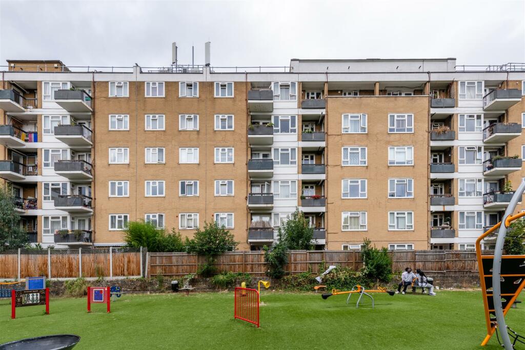 Amhurst Road, E8