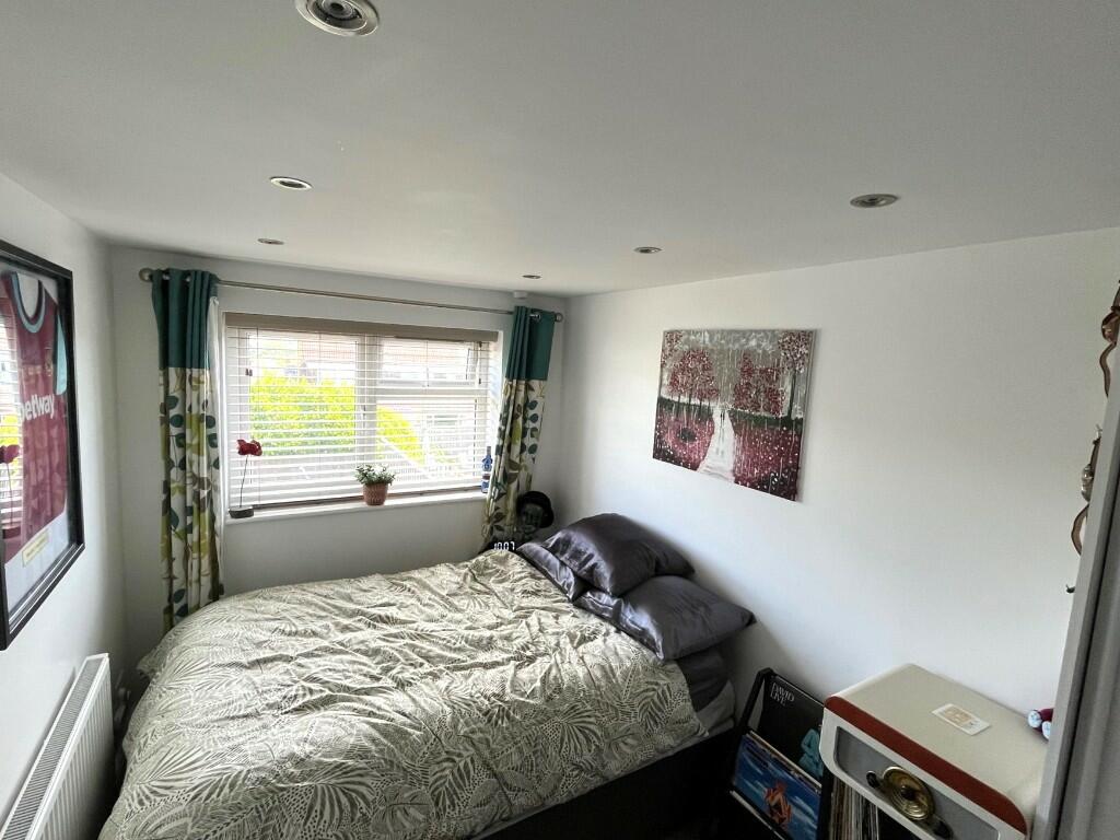 Bedroom 3 (GF)