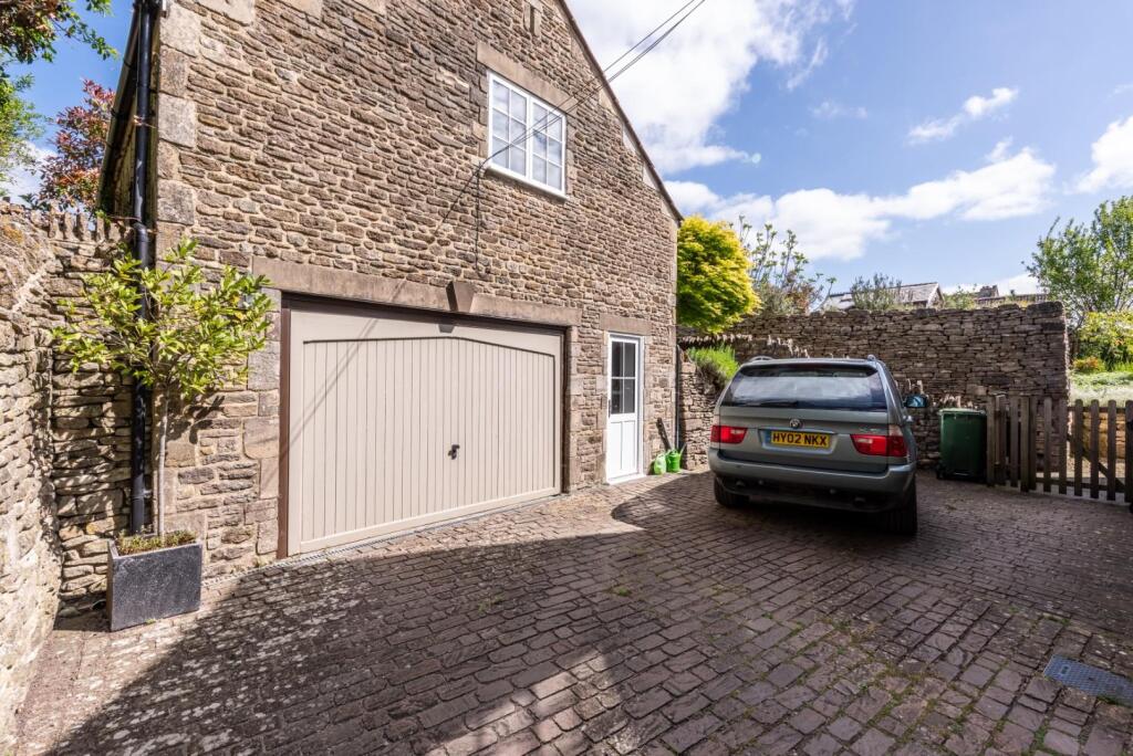 Avalon, 8 Weir Lane, Marshfield SN14 8NB-5.jpg
