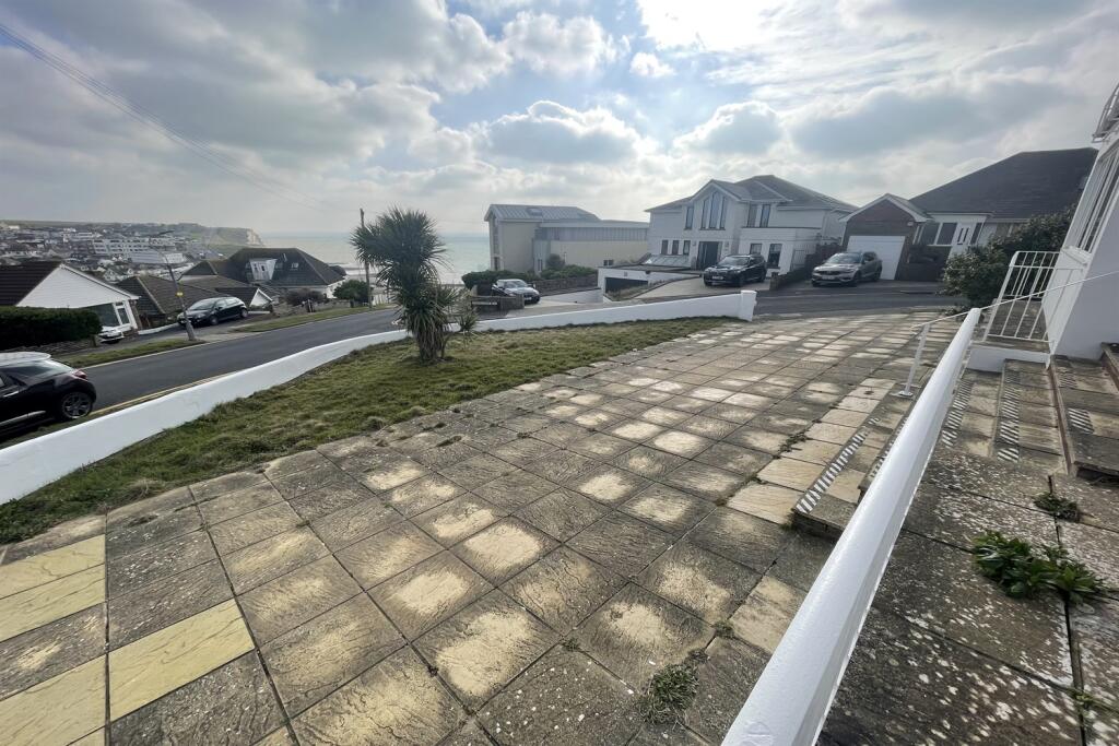 Driveway for off roa