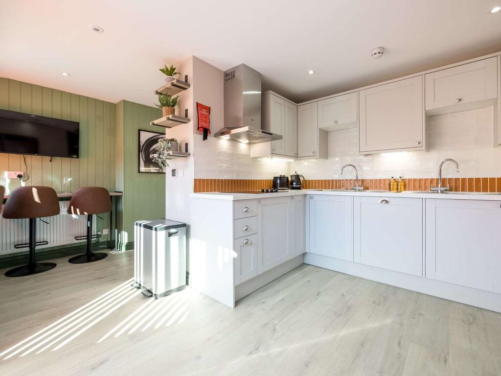 wideangles.co.uk_3L9A5638e (1).jpg