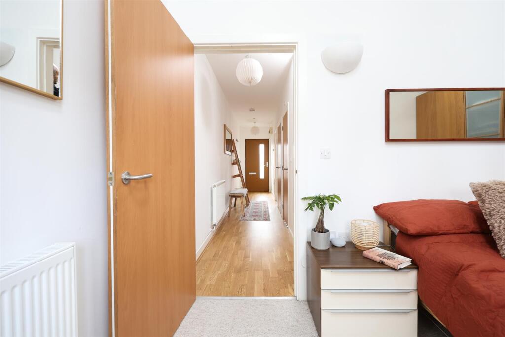 16 Wellesley Mews 14.JPG