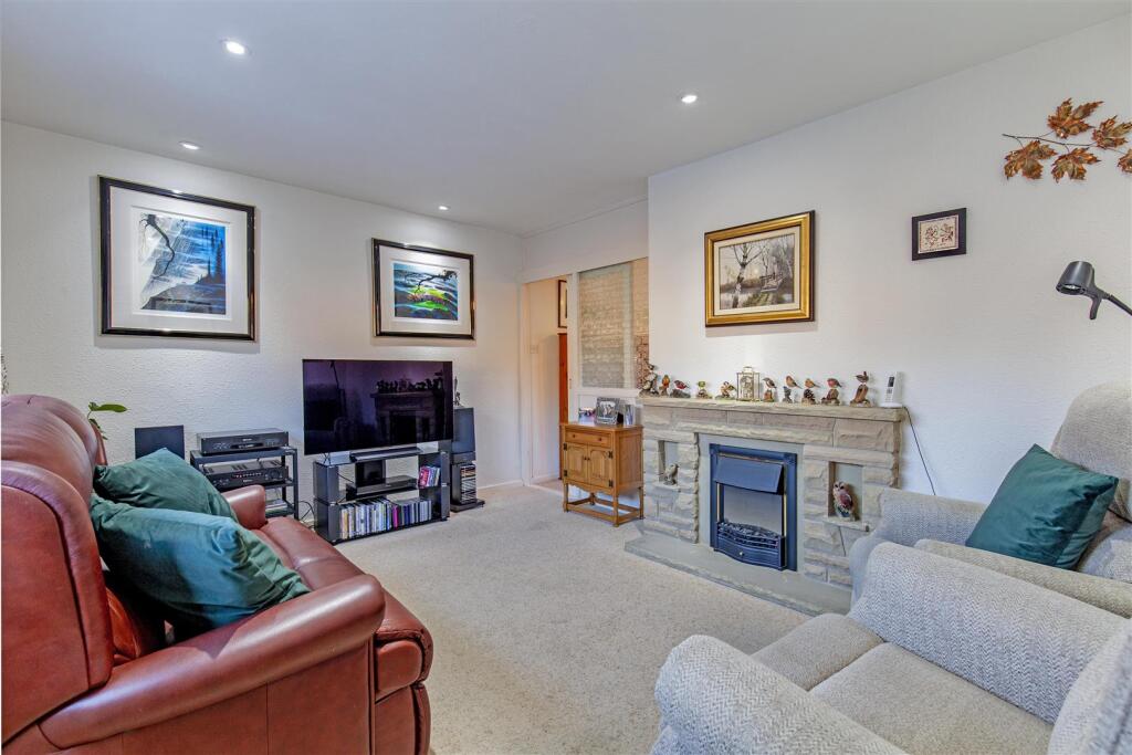 Reception Room-3.jpg