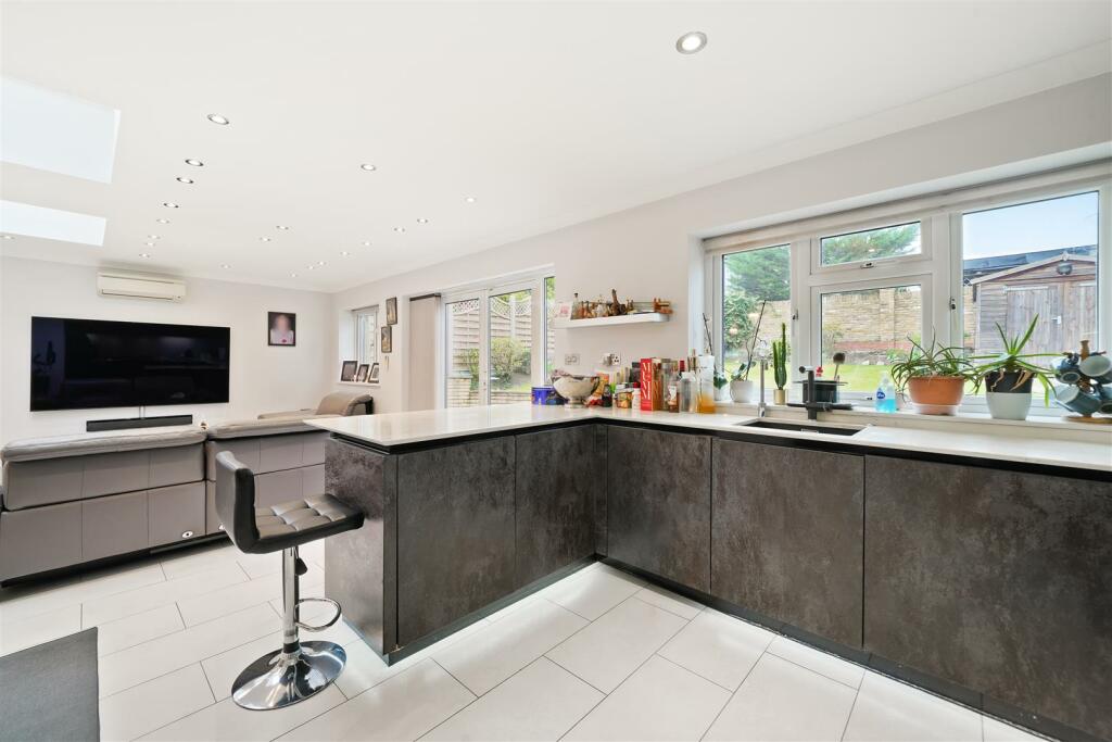 11a Bengeworth Road - 8qL9C1MNz13iPvTtbzar.jpg