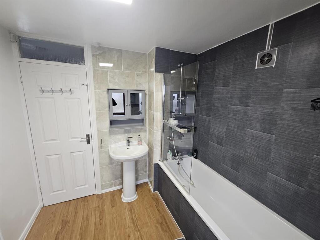 WhatsApp Image 2025-02-26 at 10.41.08 (8).jpeg