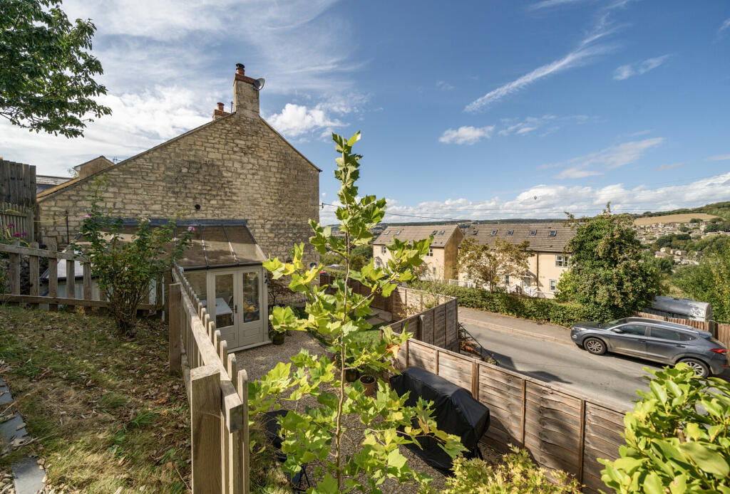 1345667-4-68ade30...