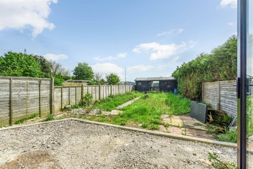 Garden to Rear.jpg