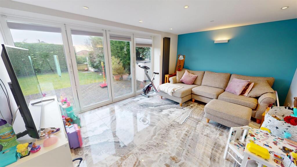 Stretton Avenue Reception Room