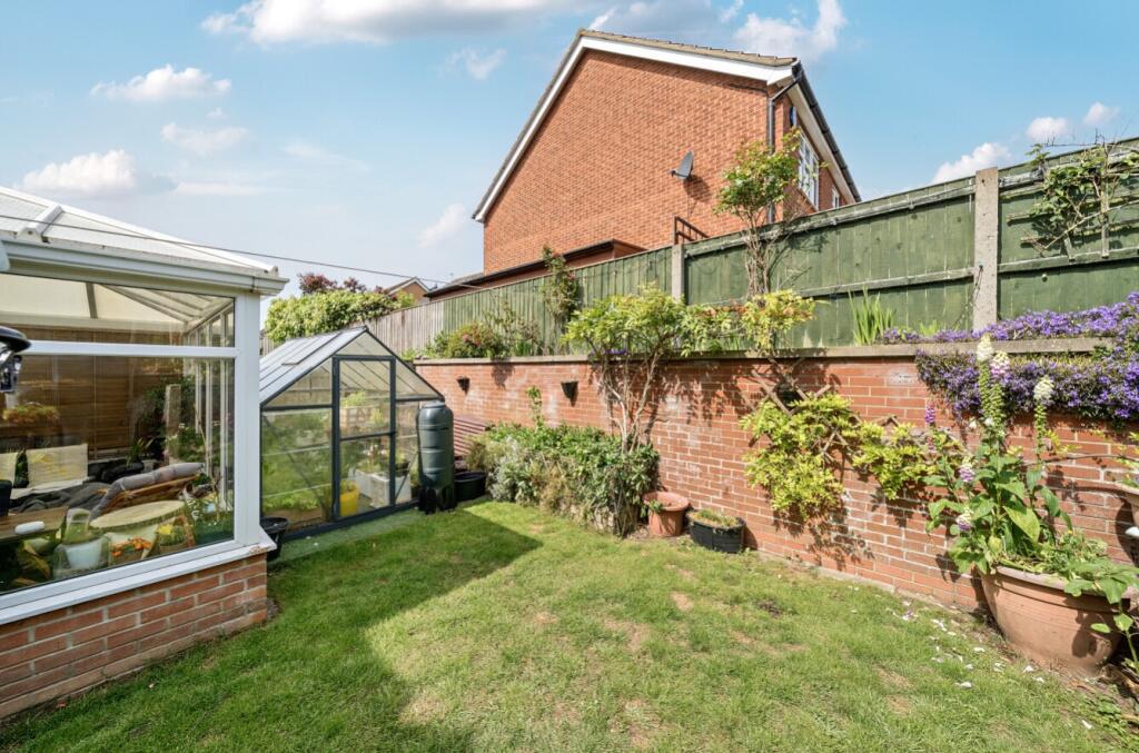 1306551-19-684ac8fc81474