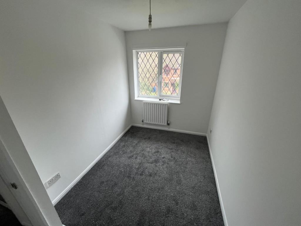 PHOTO-bedroom 1.jpg