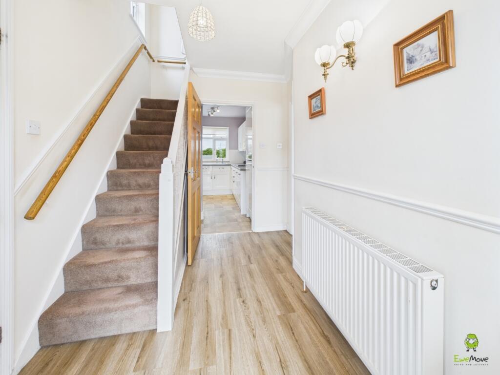 Presented by Clinton at EweMove Bexleyheath and Da