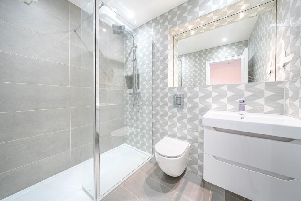 1349798-11-68c7f8...