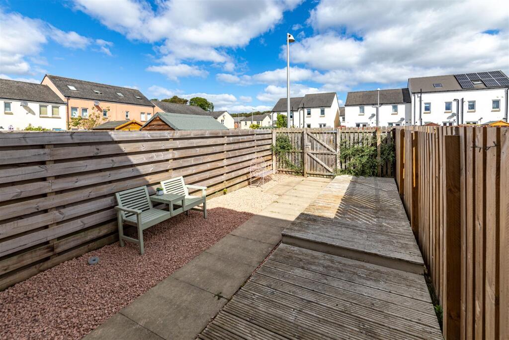 25 KIngfisher Grove Galashiels 33.JPG
