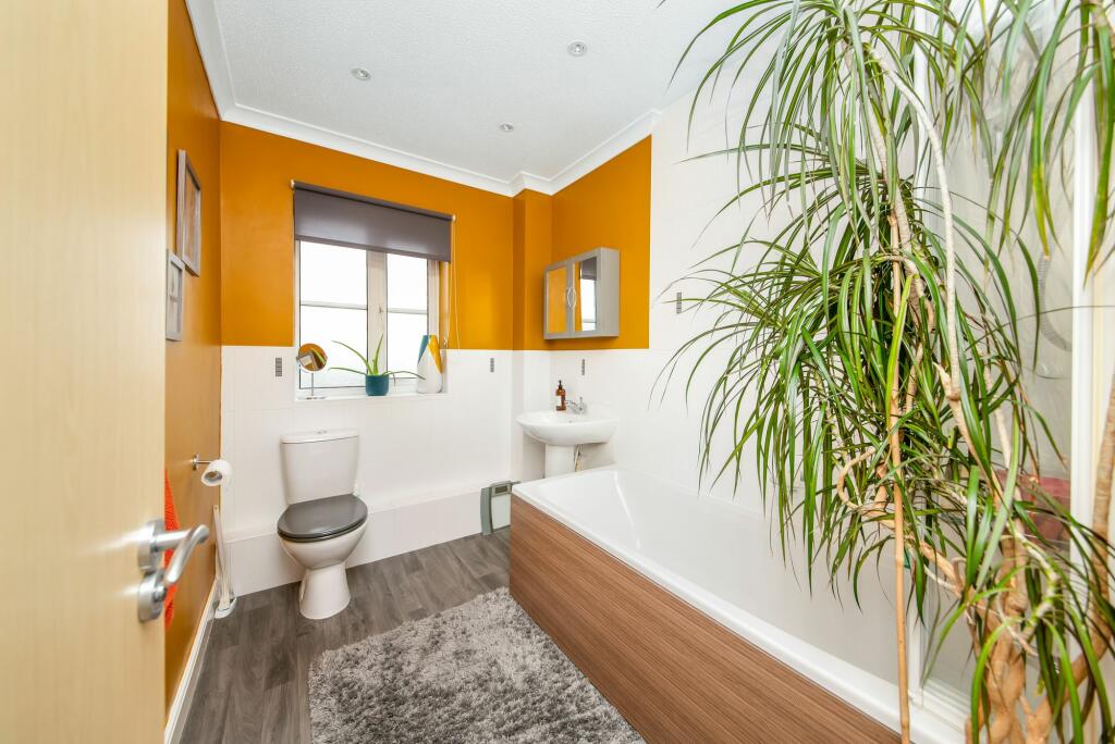 HOUSE BATHROOM