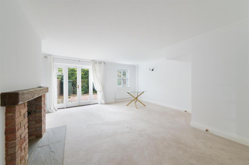 THE OLD YARD (10).jpg