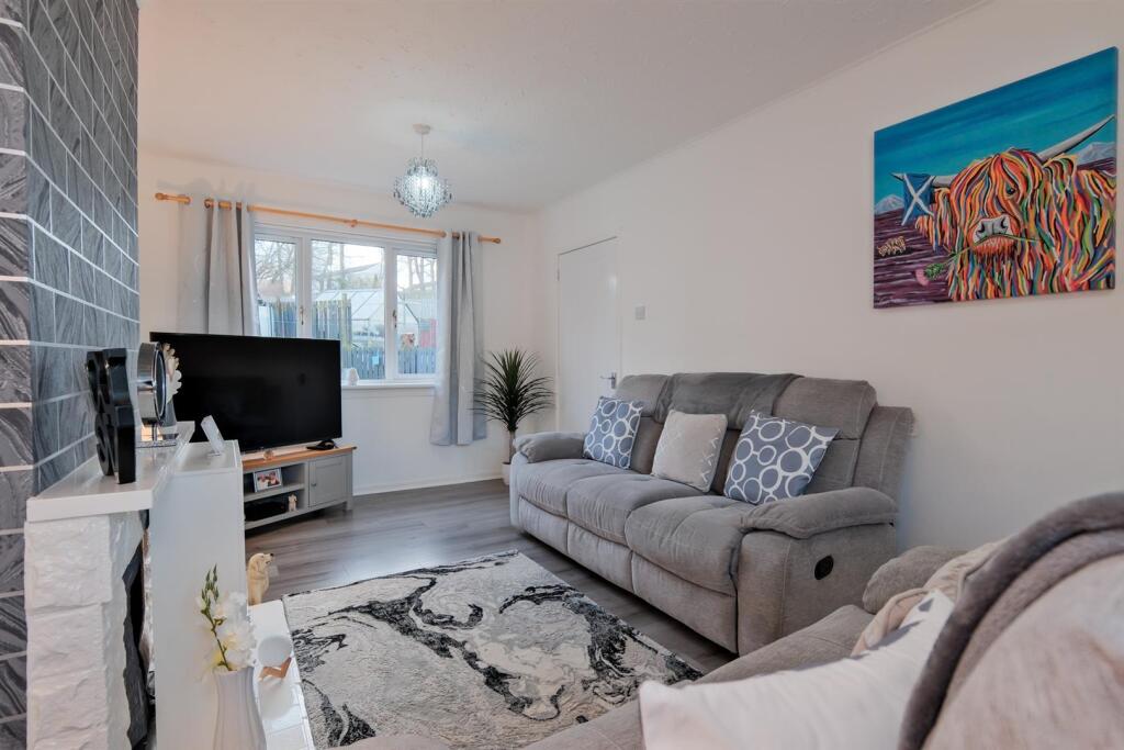 003-282 North Dryburgh Road, Wishaw.jpg