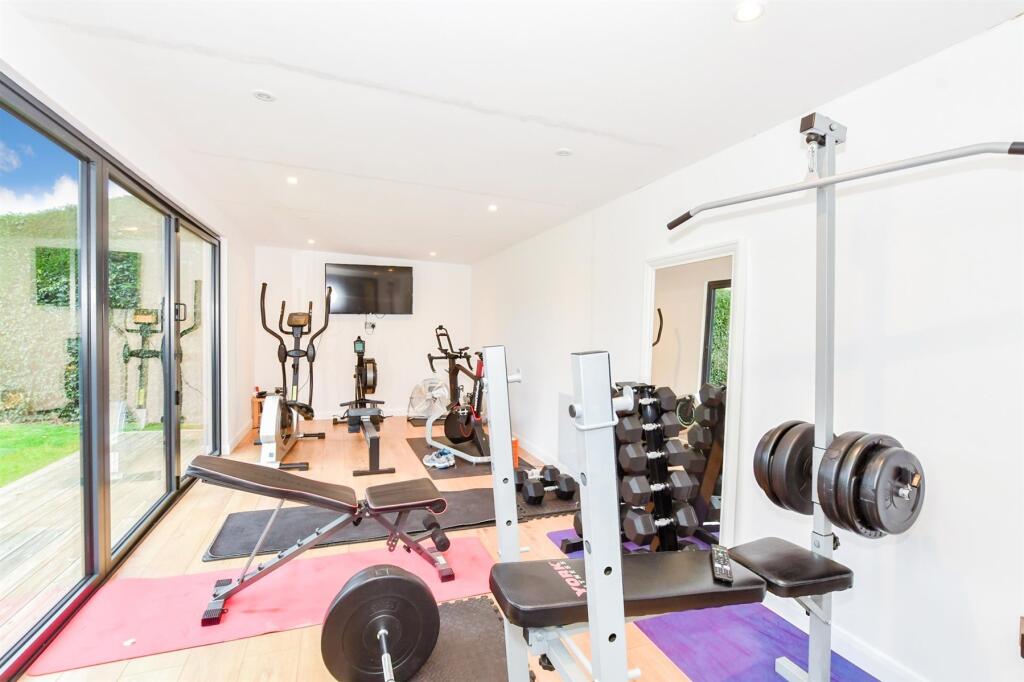 Workshop/Outbuildings