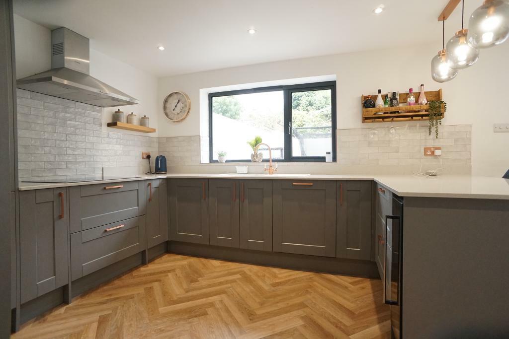 Kitchen/Dining/family Room