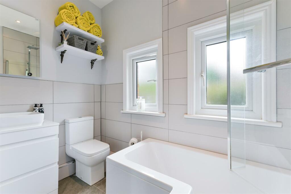 LADBROKE ROAD, 19- (6).jpg