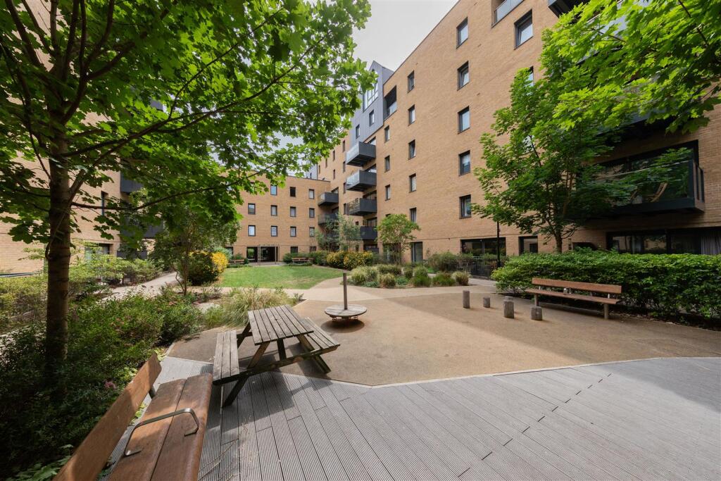 Champness Close, E17