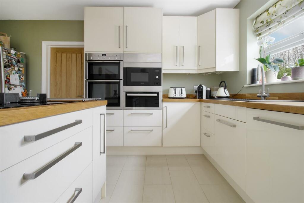Kitchen A.jpeg