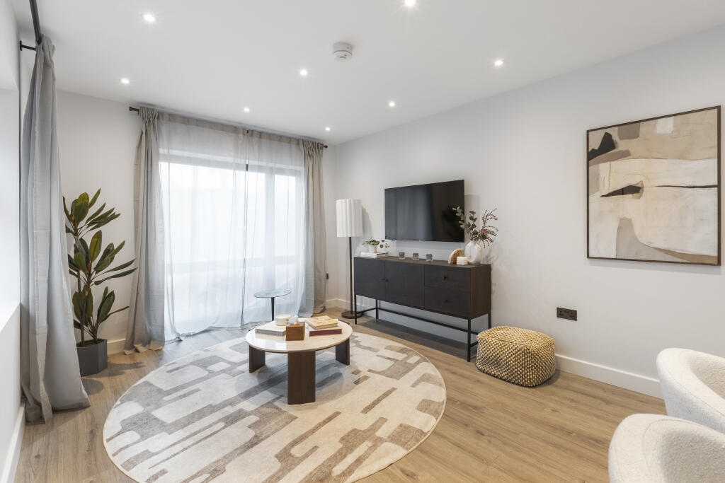 Show Apartment