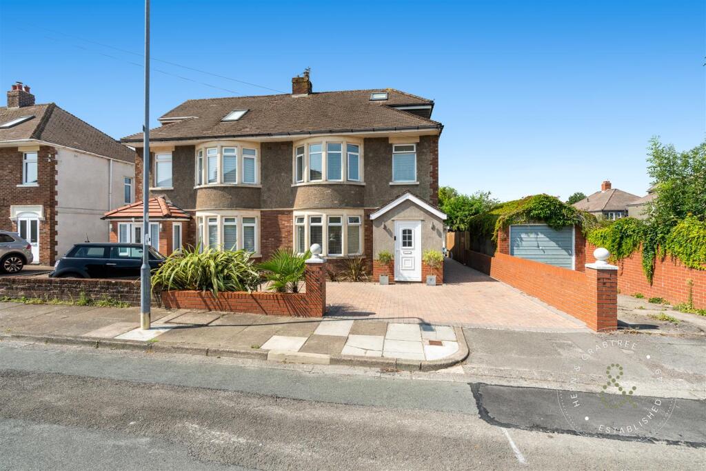 St Brioc, Hern Crabtree (47).jpg