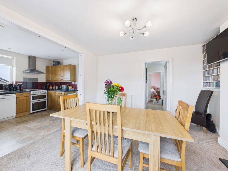 dining room to kitchen