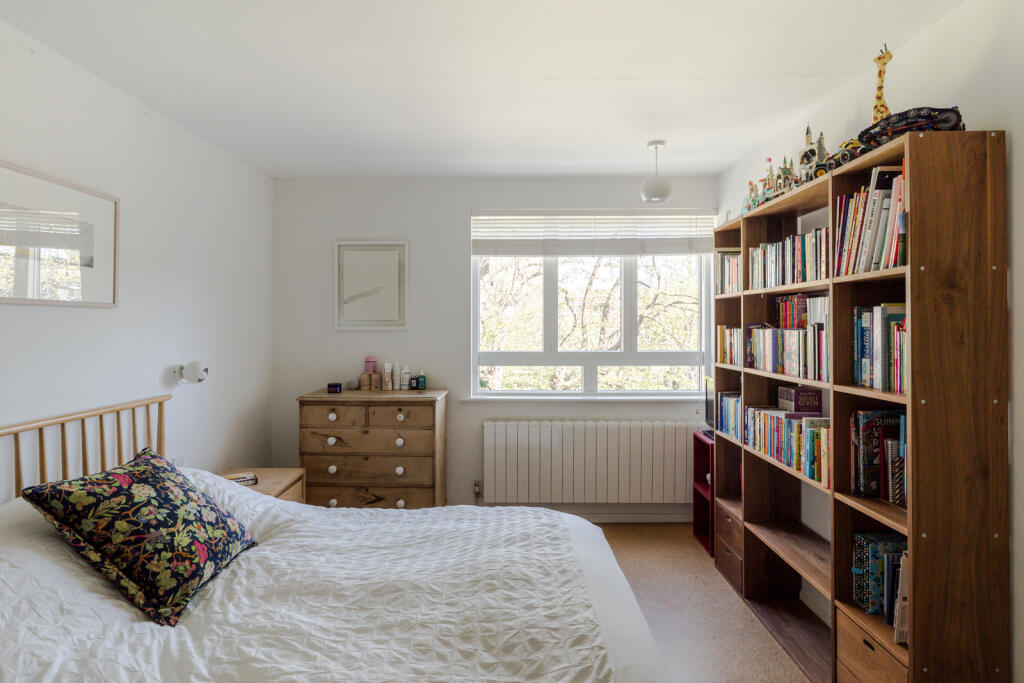 272768 - 75 Hall Drive-57.jpg