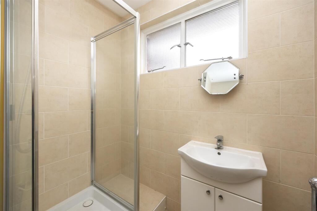 Beccles Road_4-011.JPG