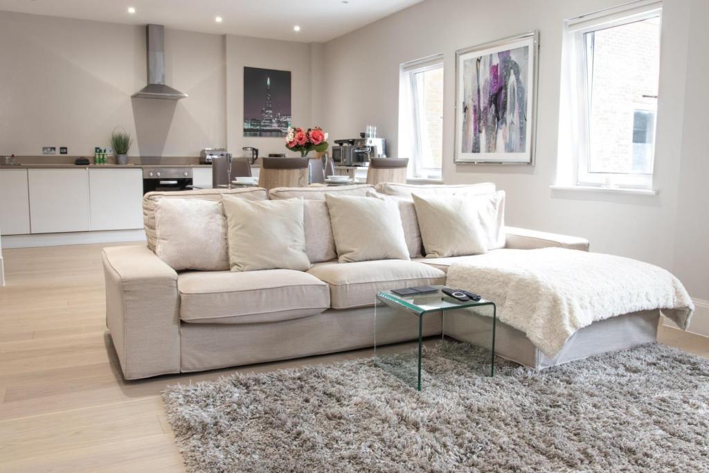 Lounge Area