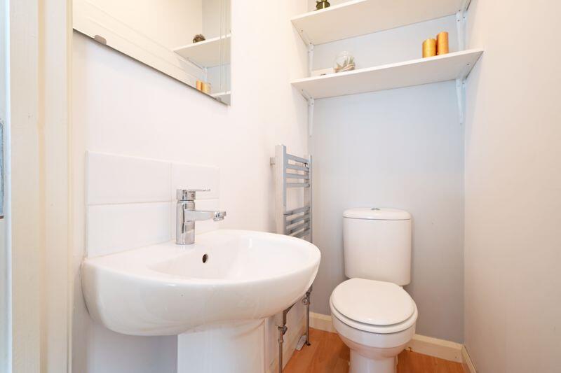 Cloakroom / WC