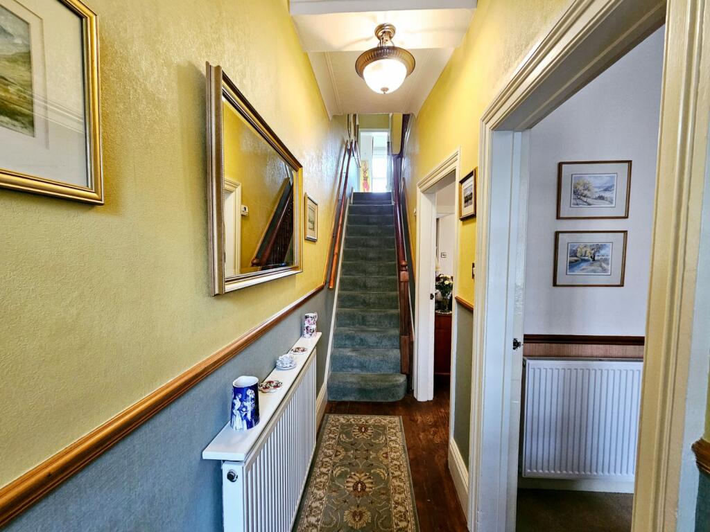 994b8fc3-d825-41c5-8e49-3bfaf5ba4655