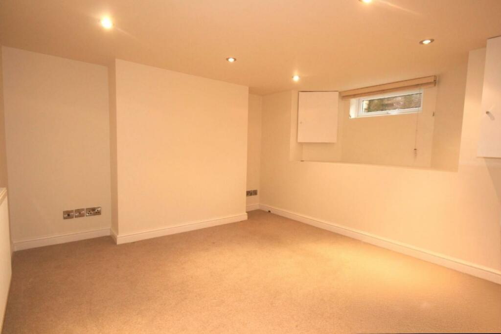 Office / Bedroom 3