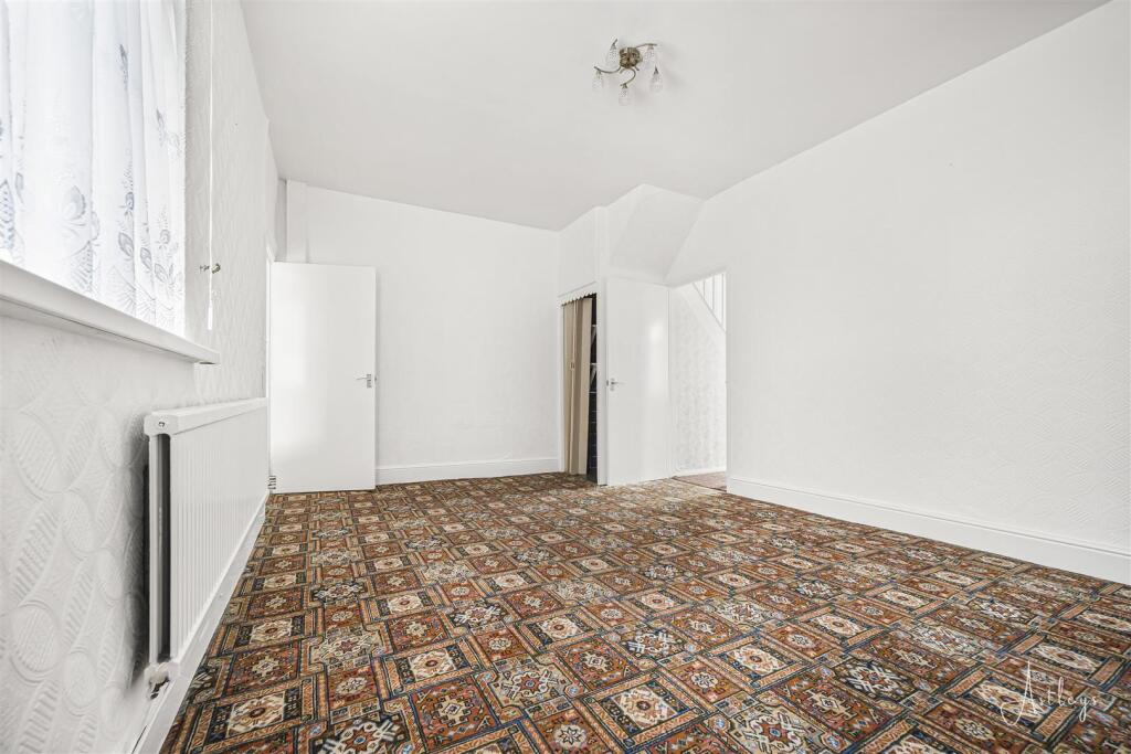 Second reception room/dining room