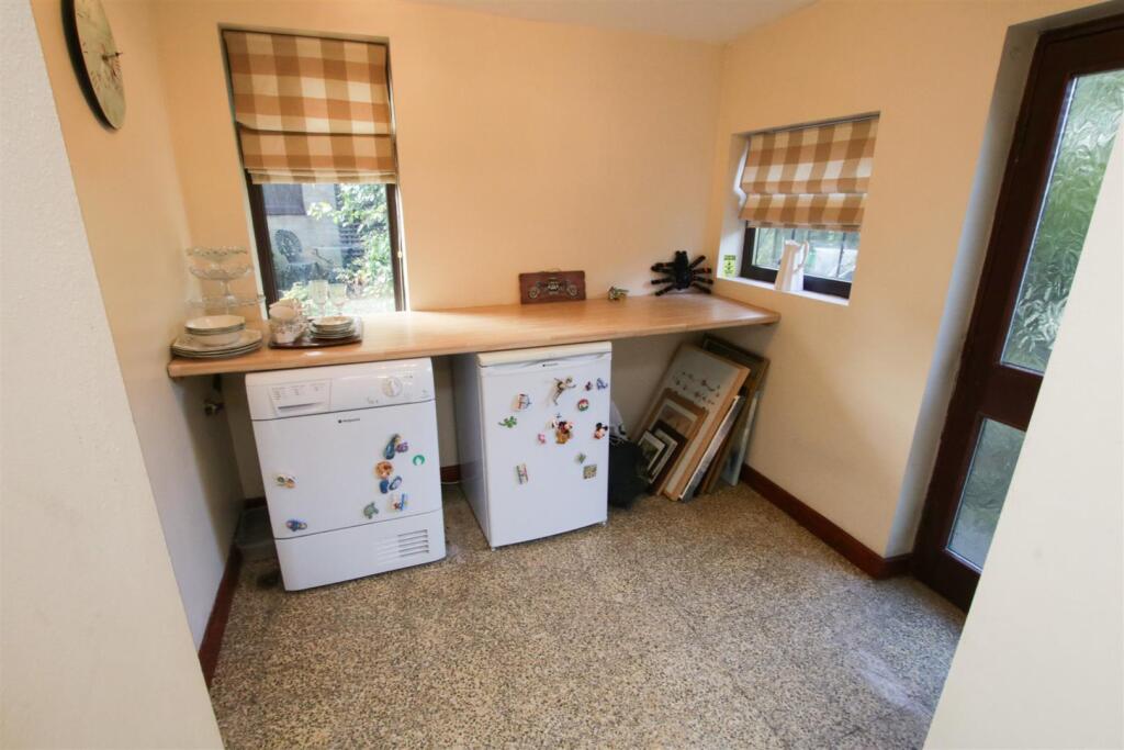 UTILITY ROOM
