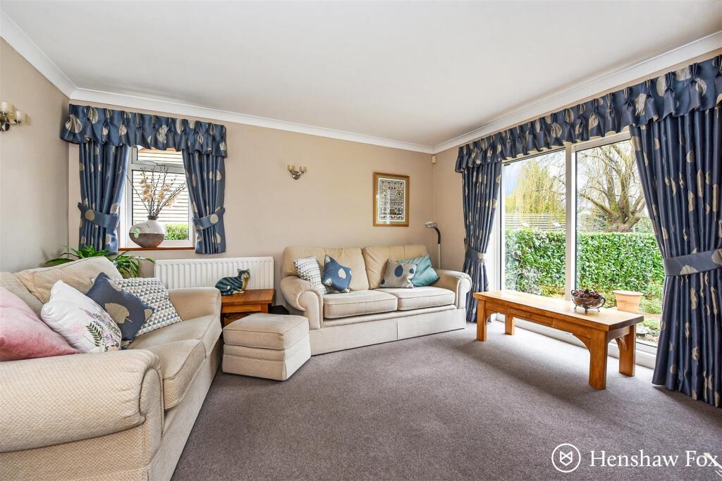 Ph18_5664488 - Copy.jpg