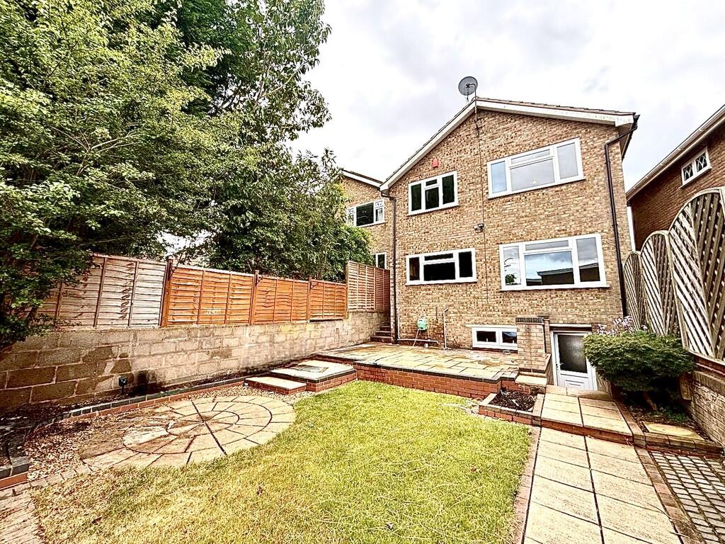 91FDF882-5EE4-41B...