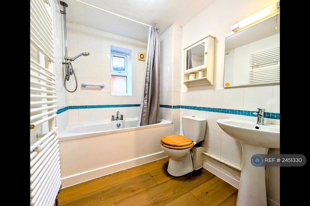 Bathroom1