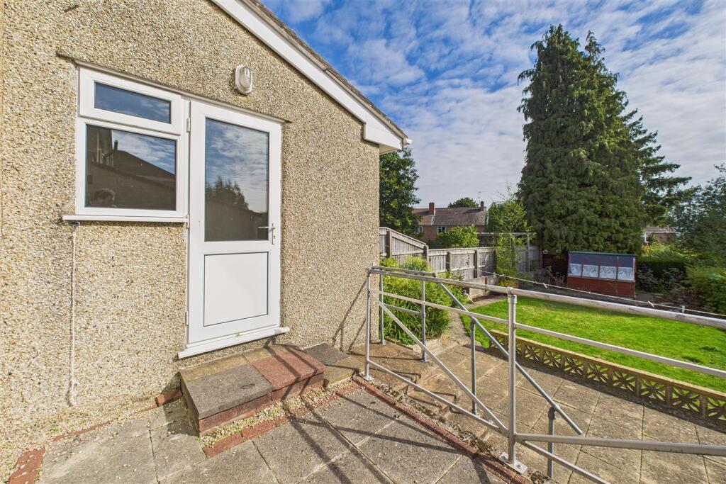 14 Dentwood Grove, Coombe Dingle, Bristol BS9 2QH 