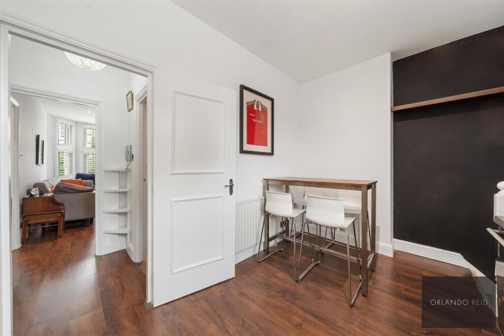 Flat 2, 55 Lambert Road SW2 5BB-12.jpg