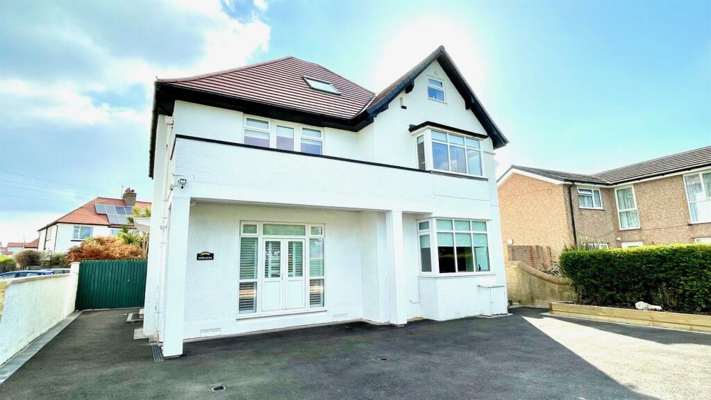 st andrews  road sunhaven.jpg