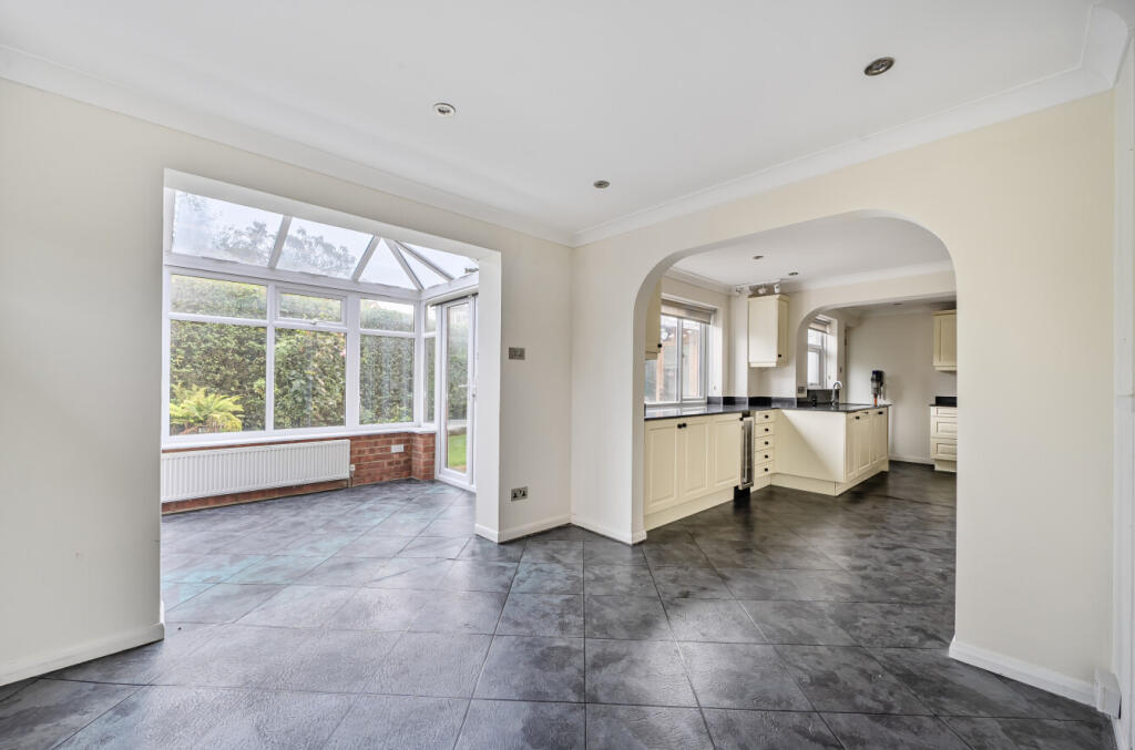 1354809-11-68cac9...