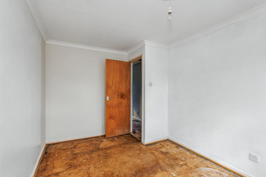 14 Brooke Close, Wellingborough, Northamptonshire, NN8 3LJ