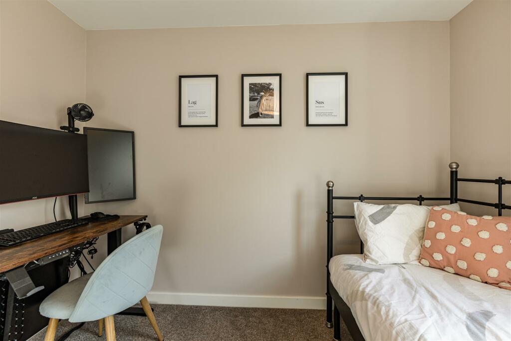 50 Knoll Park Galashiels 25.JPG