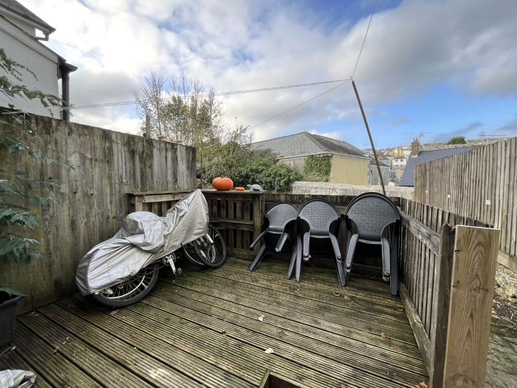 Seating Area.JPG