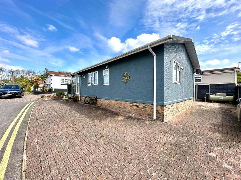 IMG-20240427-WA00...