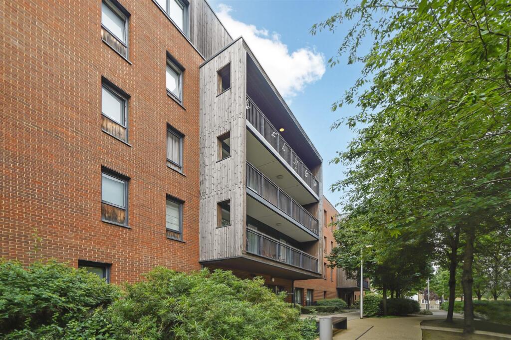 11 Johnson Court, 43 Meadowside - J0KiaO0RTkgh9ex7